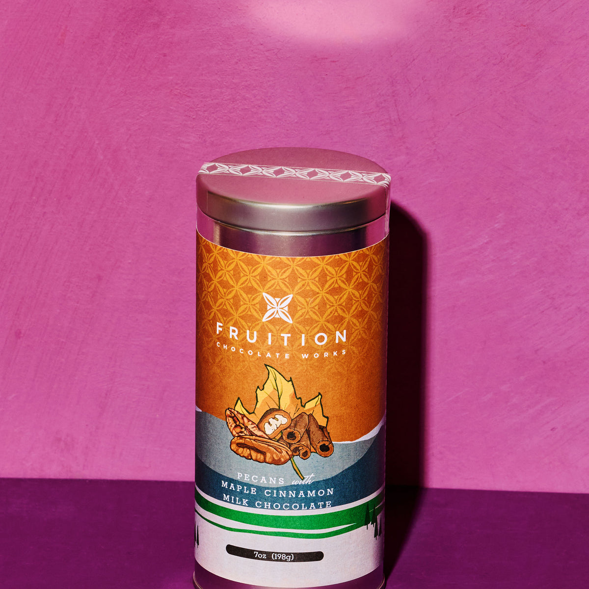 オールインワンムース フォレストフルーツとココア Pecans with Maple Cinnamon Milk Chocolate - Fruition Chocolate